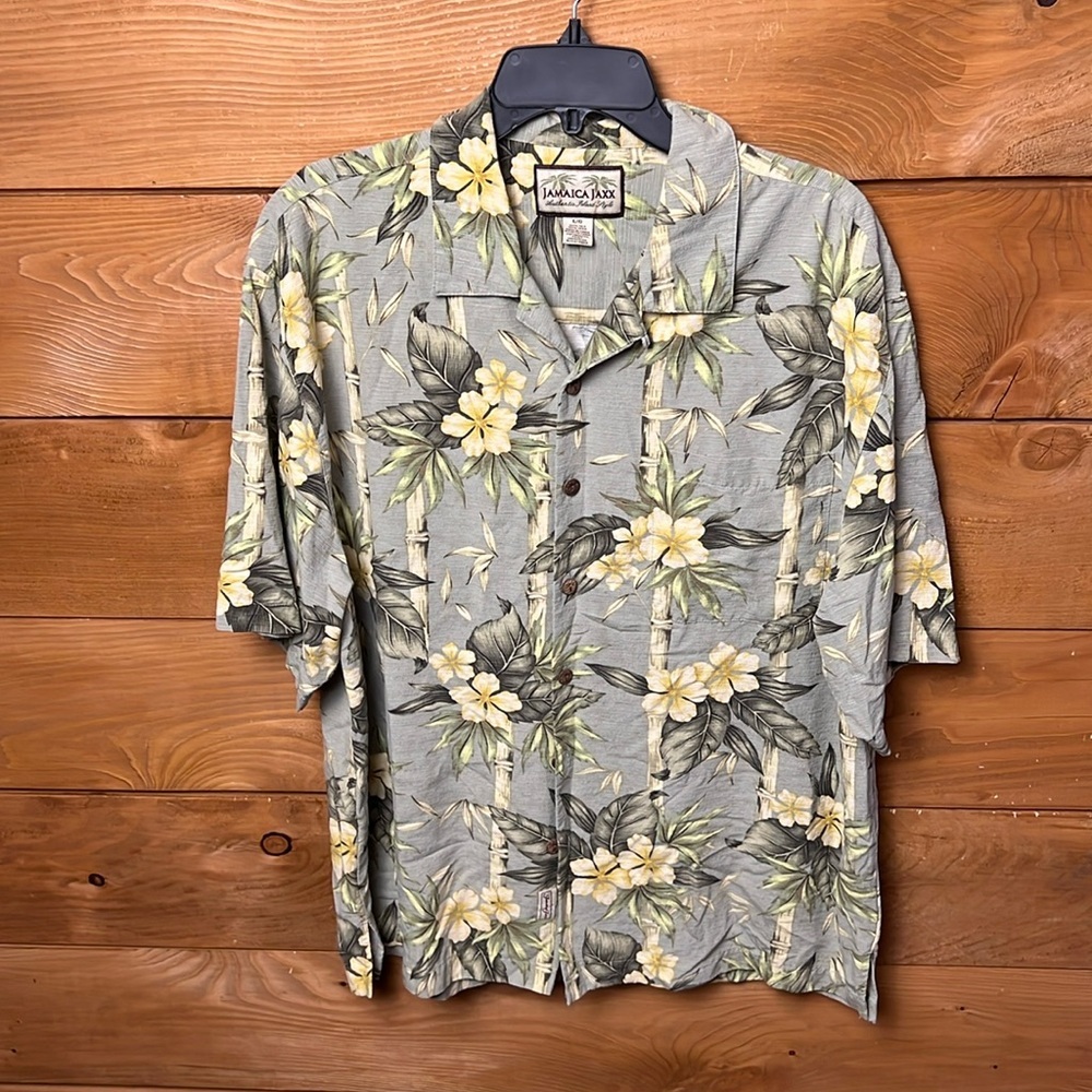 Jamaica Jaxx Mens Camp Shirt L Gray Silk Button Down Up‎ Hawaiian Floral Luau